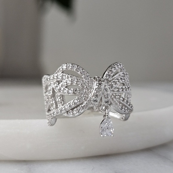 Deluxe Bow ring, 925 Sterling Silver Charmed Aroma Bow Collection - Picture 3 of 9